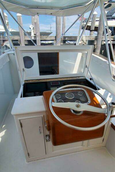 1985 Rybovich 32 Express Walkaround Sportfish