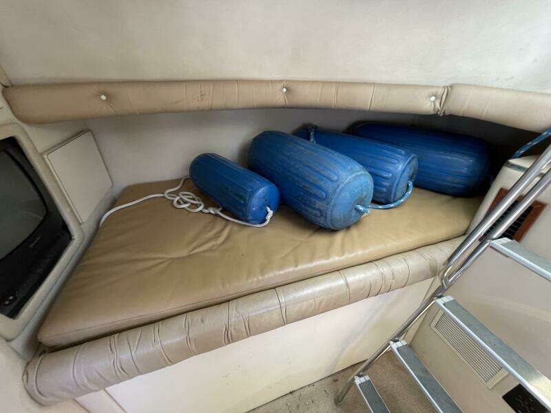 1998 Sea Ray 630 Super Sun Sport