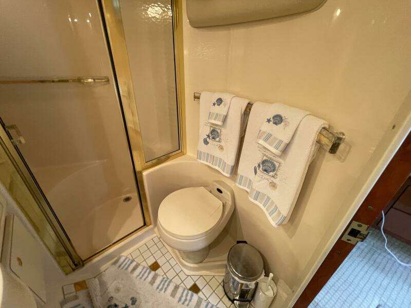 1998 Sea Ray 630 Super Sun Sport