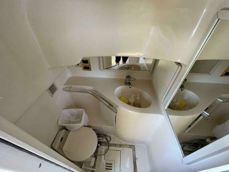 1998 Sea Ray 630 Super Sun Sport