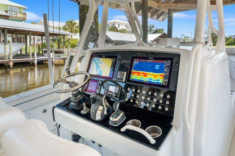 2013 Yellowfin 39 Offshore