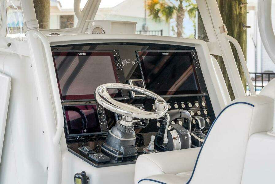 2013 Yellowfin 39 Offshore