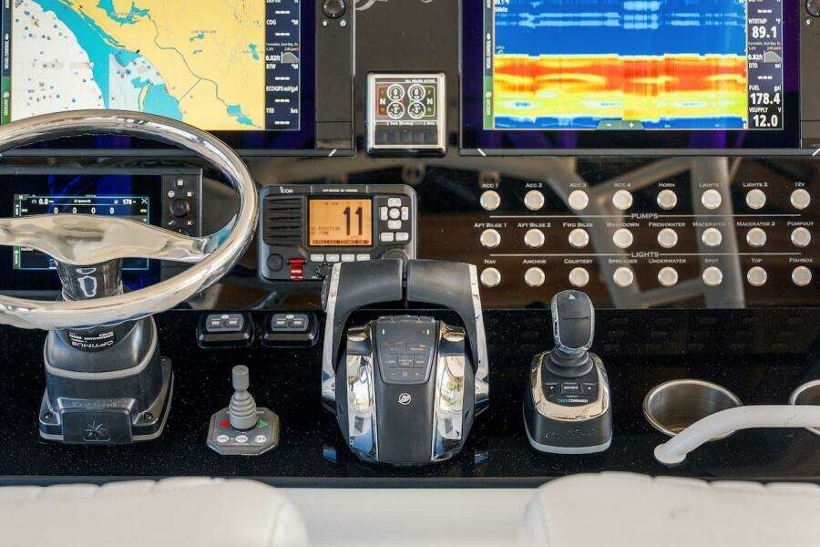 2013 Yellowfin 39 Offshore