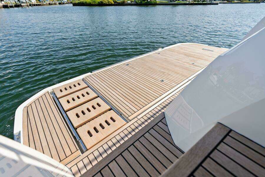 2020 52 Prestige Flybridge - Vacay - Swim Platform