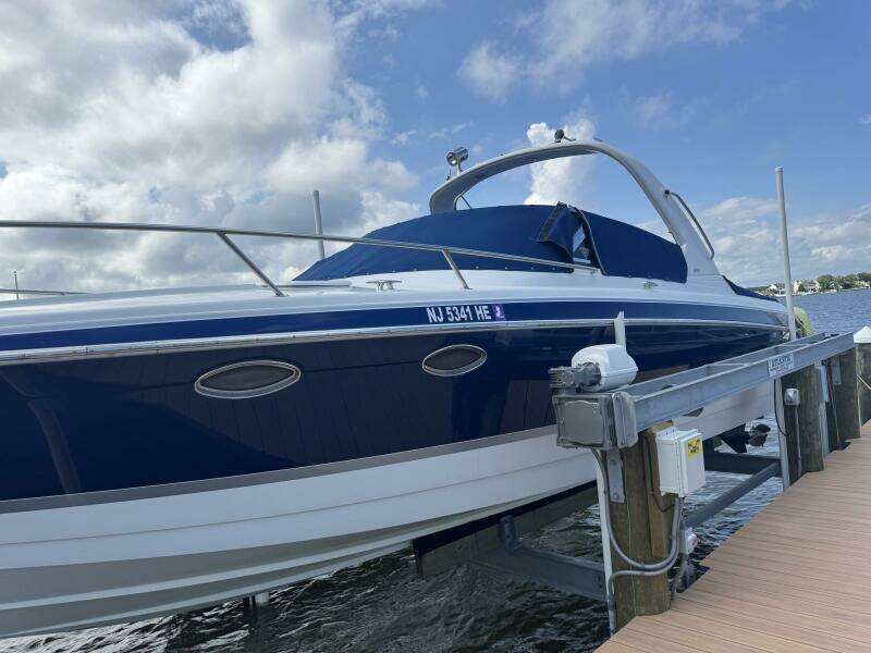 2007 Formula 330 Sun Sport