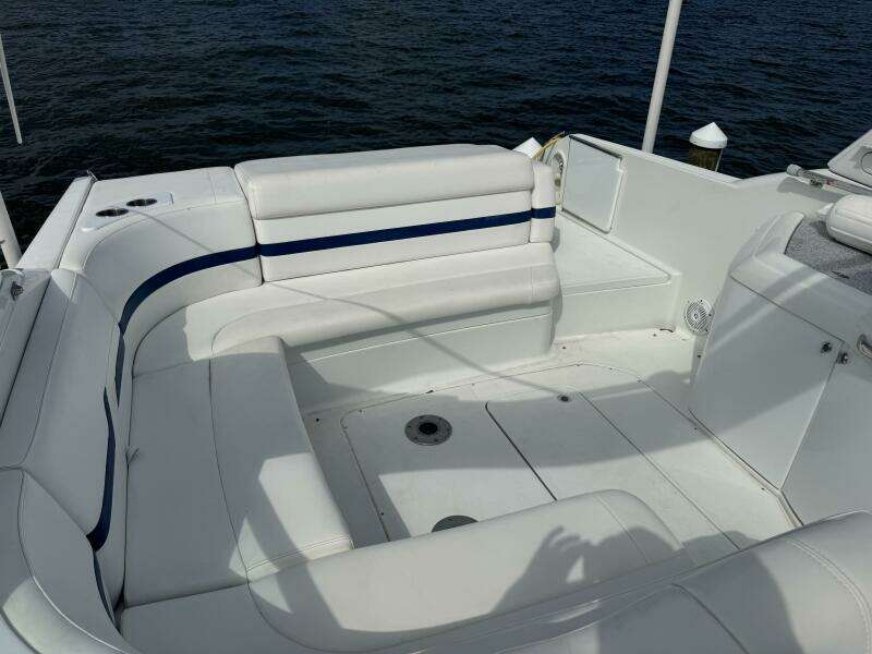 2007 Formula 330 Sun Sport