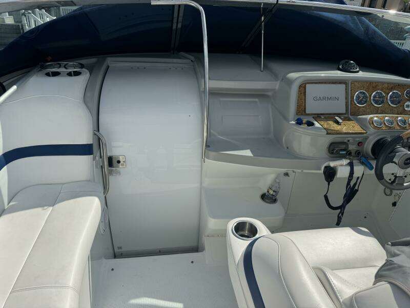 2007 Formula 330 Sun Sport