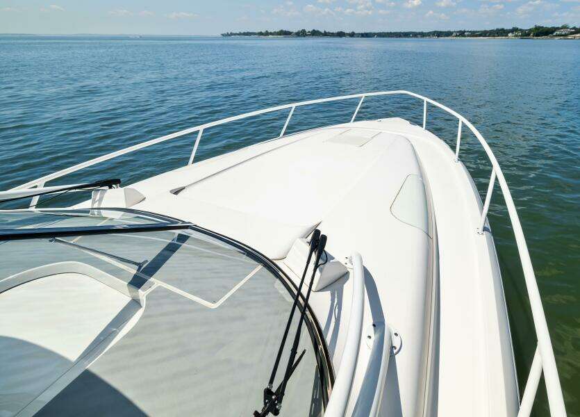 2015 Intrepid 430 Sport Yacht