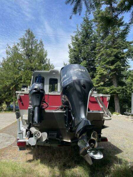 2019 Hewescraft 240 Ocean Pro