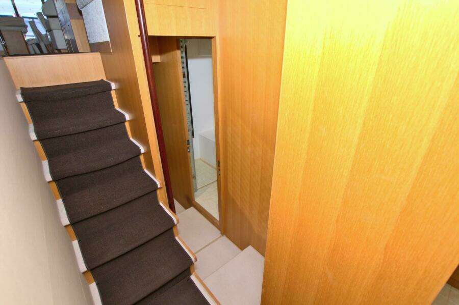 2015 Dyna Yachts 60 Pilothouse Motoryacht