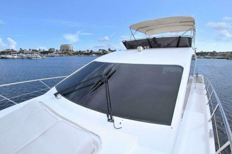 2015 Dyna Yachts 60 Pilothouse Motoryacht