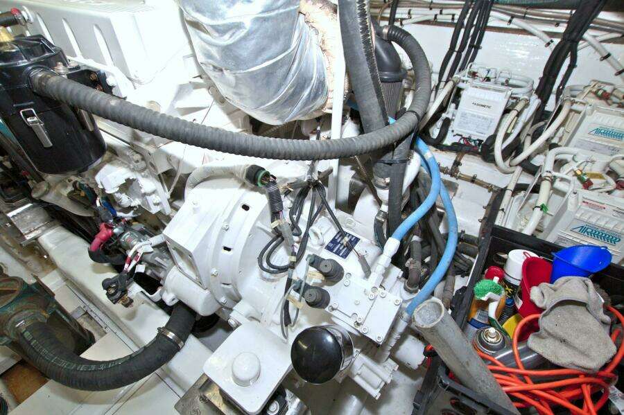 2015 Dyna Yachts 60 Pilothouse Motoryacht