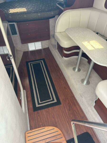 2002 Rinker 342 Fiesta Vee