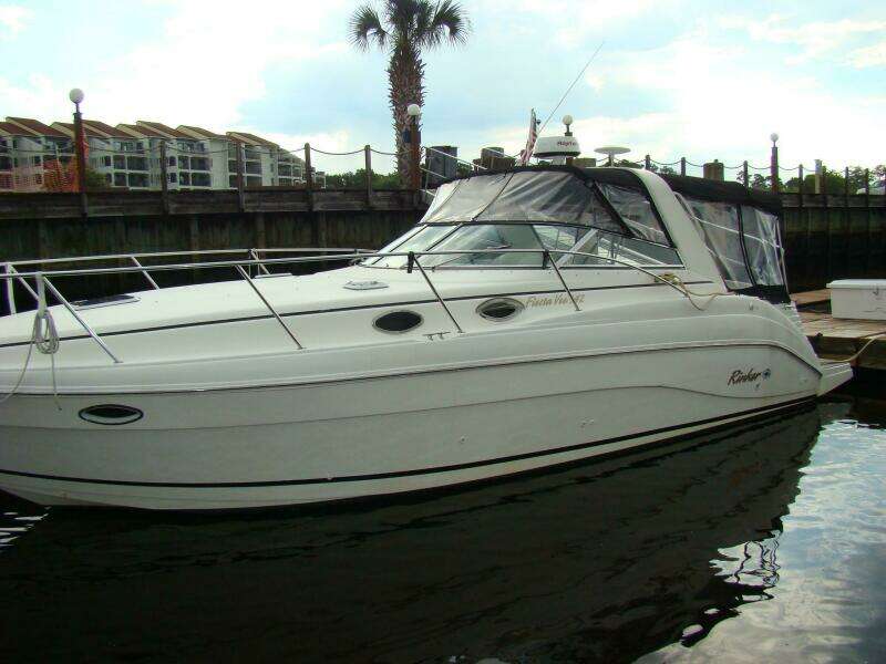 2002 Rinker 342 Fiesta Vee