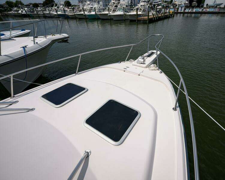 2003 Grady-White 330 Express