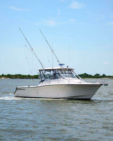 2003 Grady-White 330 Express