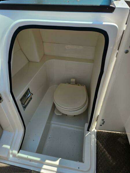 2012 Sea Ray 250 SLX