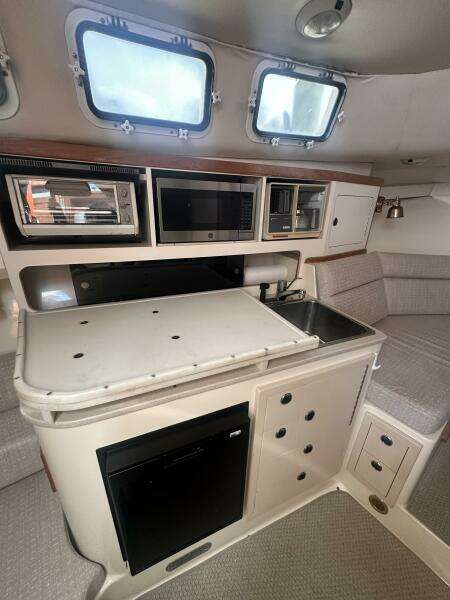 1996 Albin 31 Tournament Express