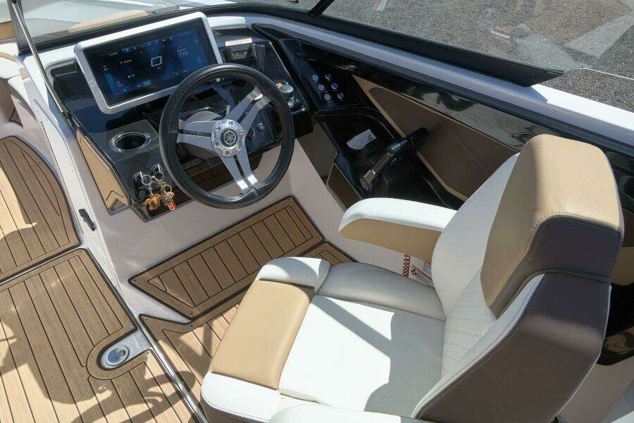 2023 Yamaha Boats 252S