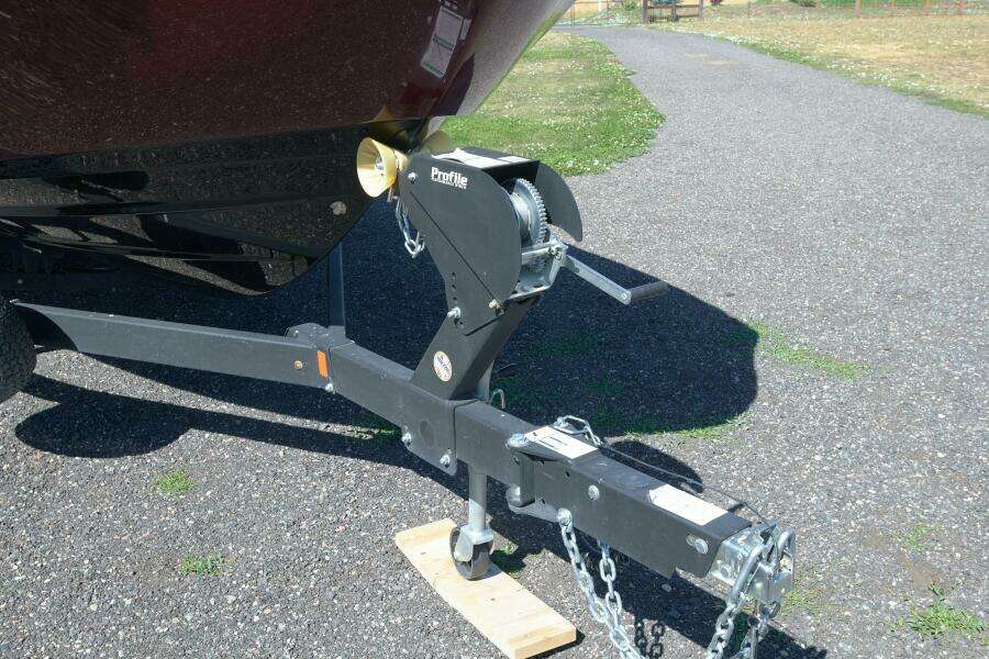 2023 Yamaha Boats 252S