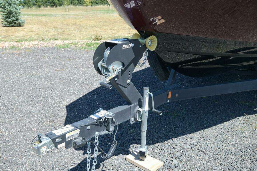 2023 Yamaha Boats 252S