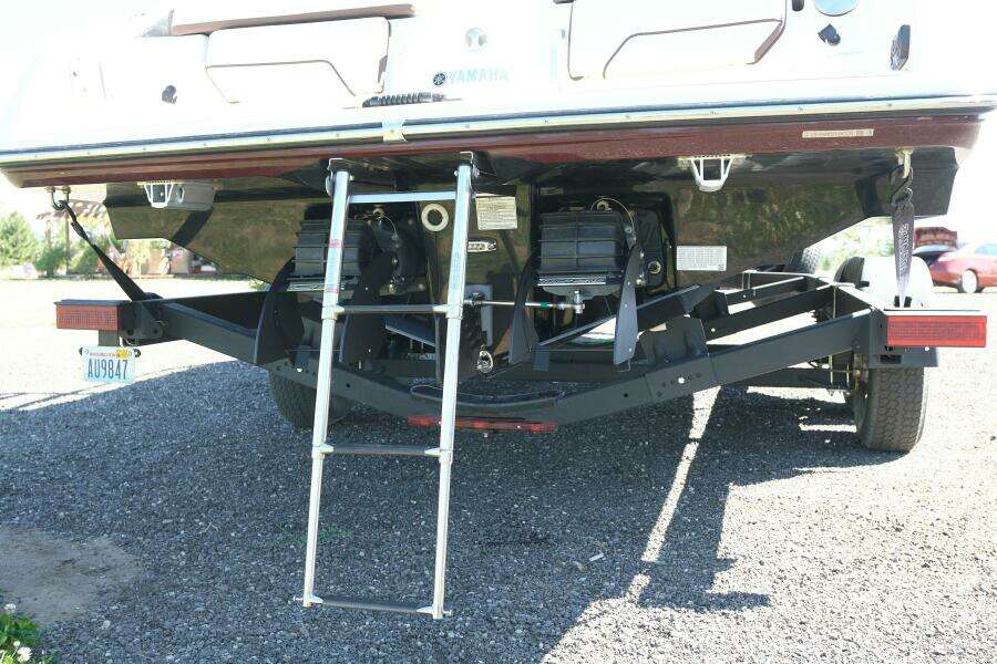 2023 Yamaha Boats 252S