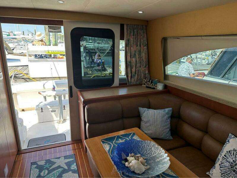 2005 Luhrs 36 Convertible