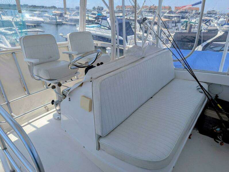2005 Luhrs 36 Convertible