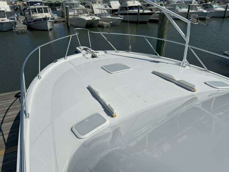 2005 Luhrs 36 Convertible