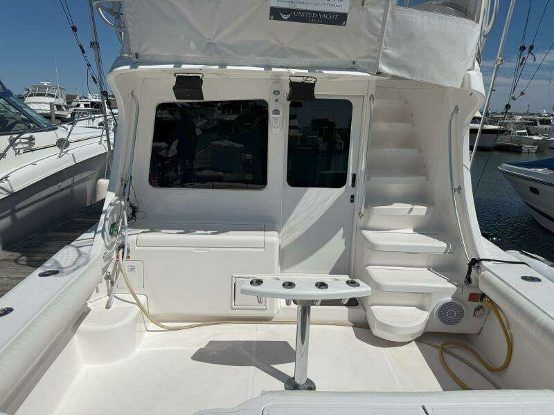 2005 Luhrs 36 Convertible