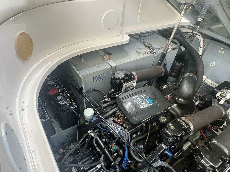 2003 Sea Ray 320 Sundancer