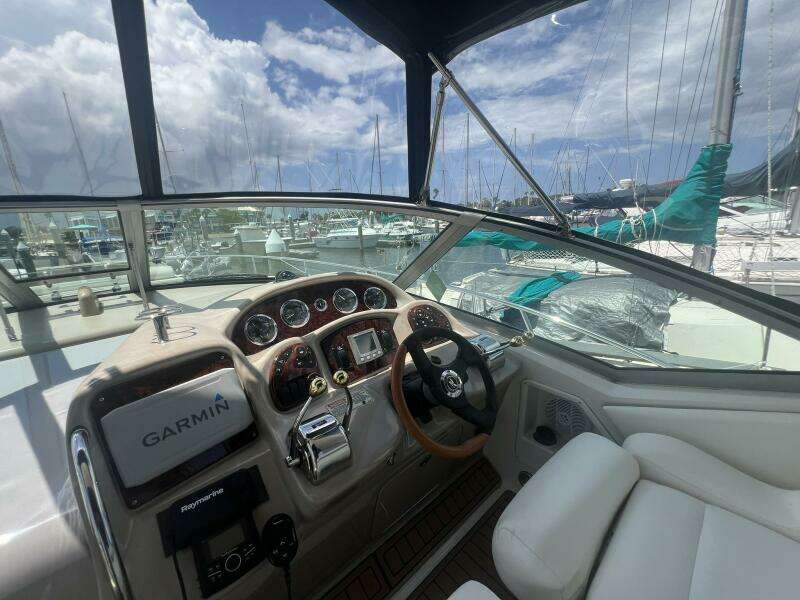 2003 Sea Ray 320 Sundancer