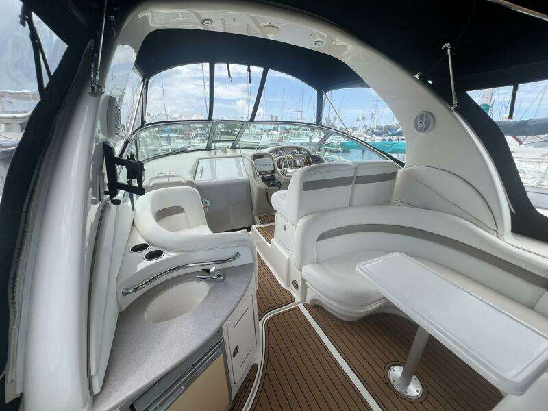 2003 Sea Ray 320 Sundancer