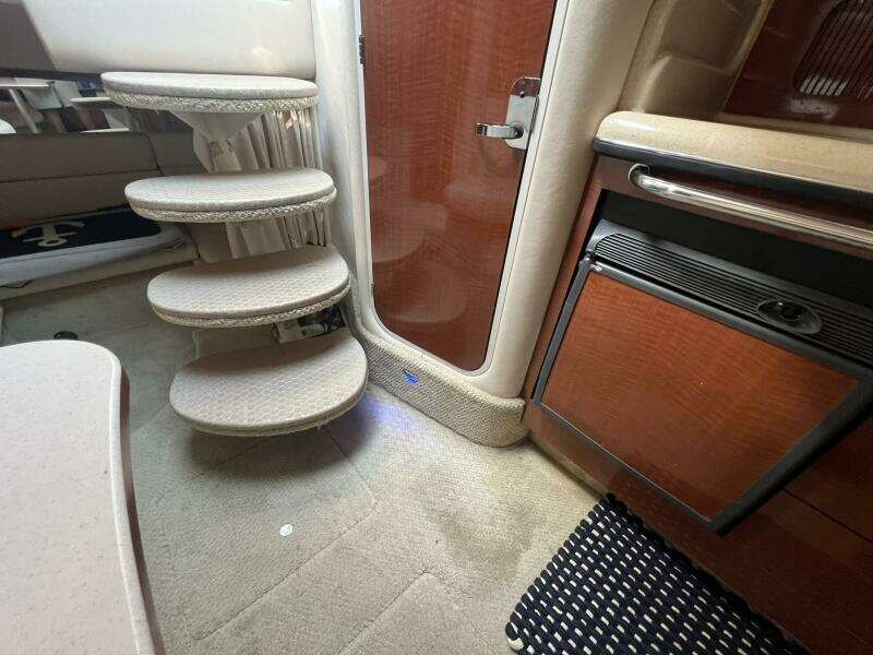 2003 Sea Ray 320 Sundancer