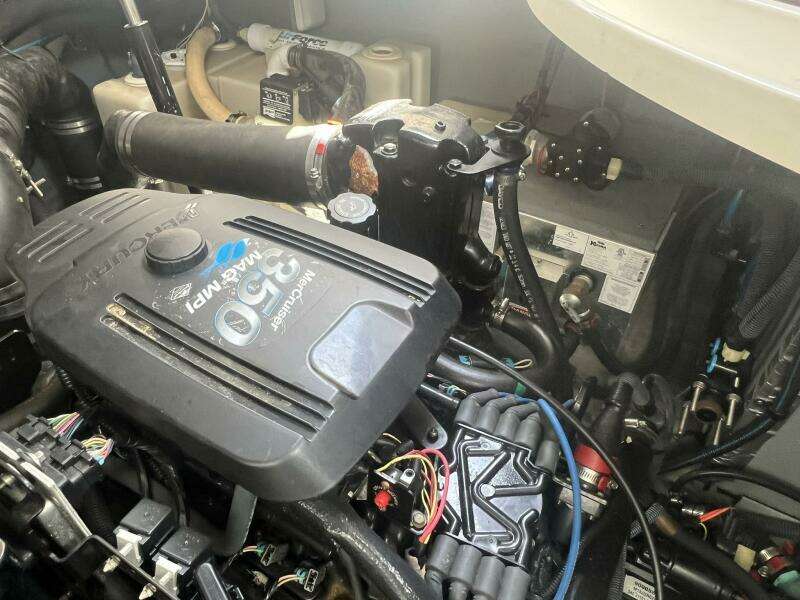 2003 Sea Ray 320 Sundancer