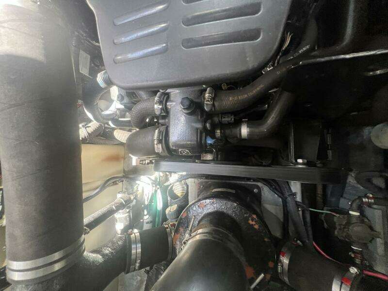 2003 Sea Ray 320 Sundancer