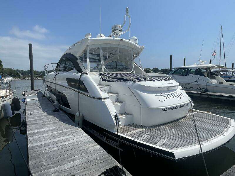 2015 Sunseeker San Remo SONYA swim deck