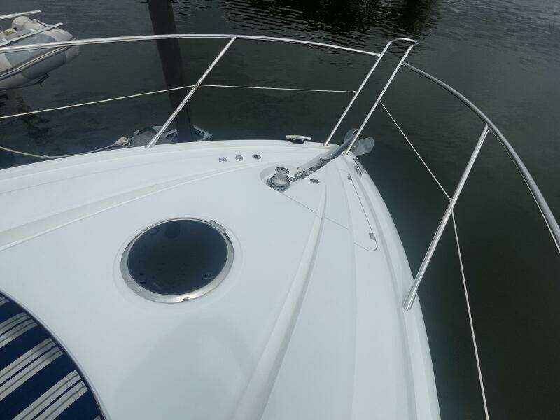 2015 Sunseeker San Remo SONYA bow and windlass