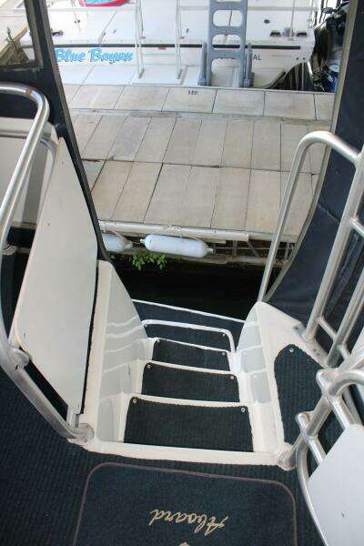 34 ft Mainship - Aft Stairwell