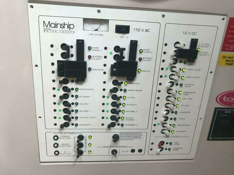 34 ft Mainship - Master Control Panel