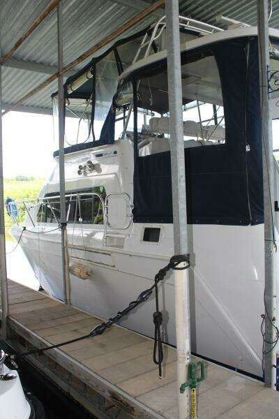34 ft Mainship - Rear Port Side