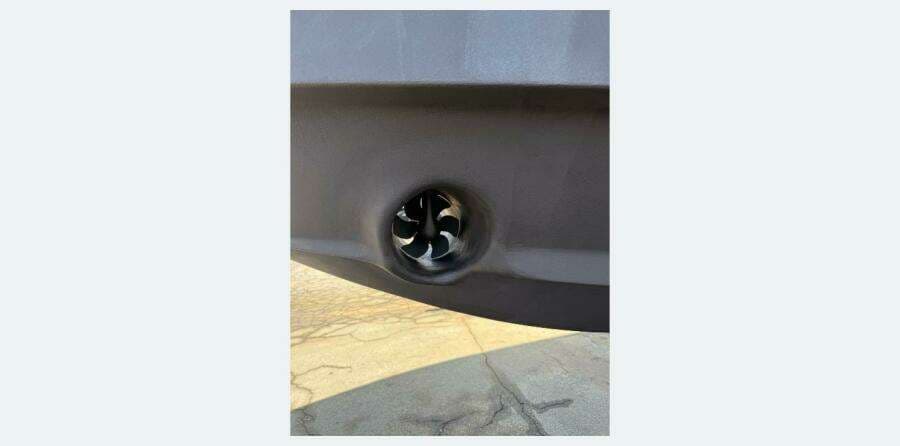 2000 Tiara Yachts 5200 Express