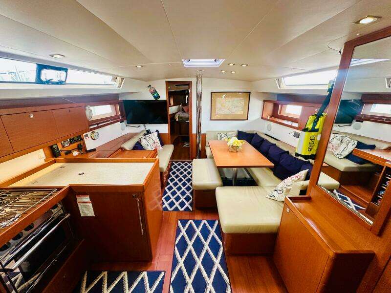 2015 Beneteau Oceanis 45