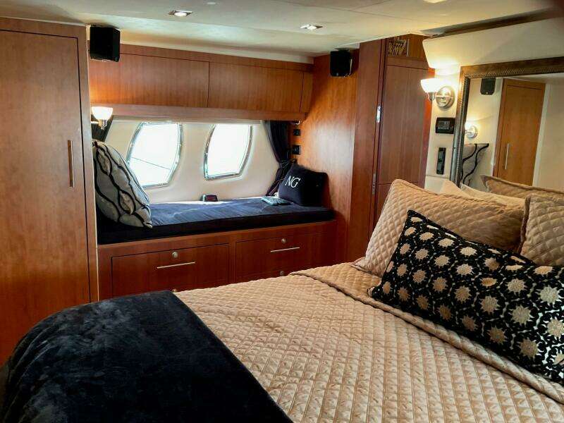 Regal 52 Sport Coupe - Master