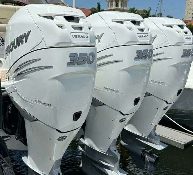 2019 Formula 350 Crossover Bowrider