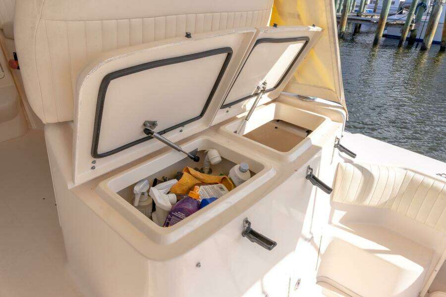 2007 Grady-White Express 360