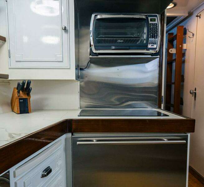 1964 Burger 64 Motor Yacht