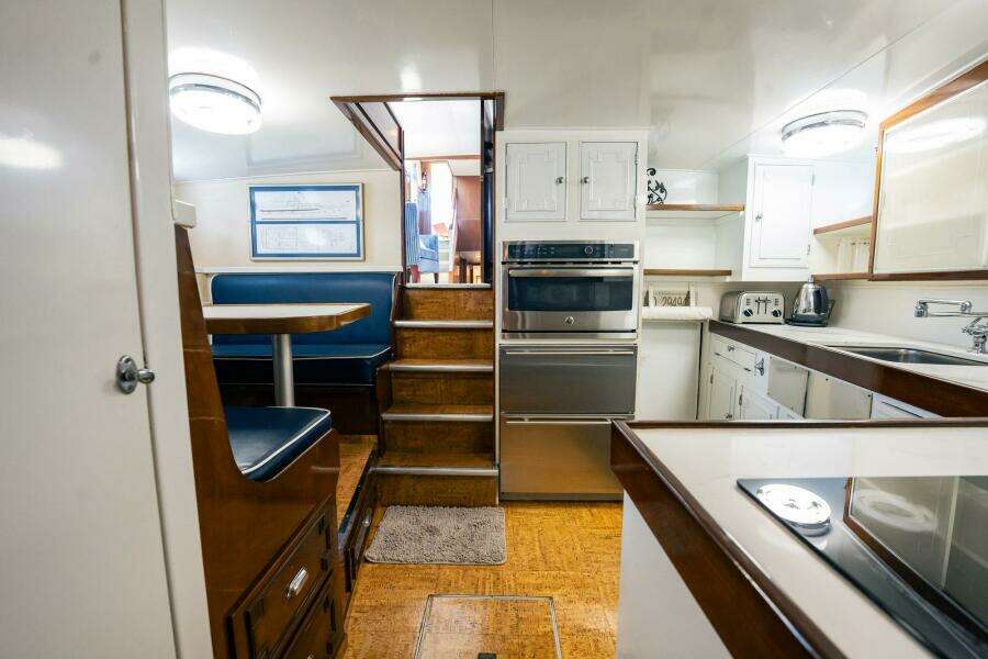 1964 Burger 64 Motor Yacht