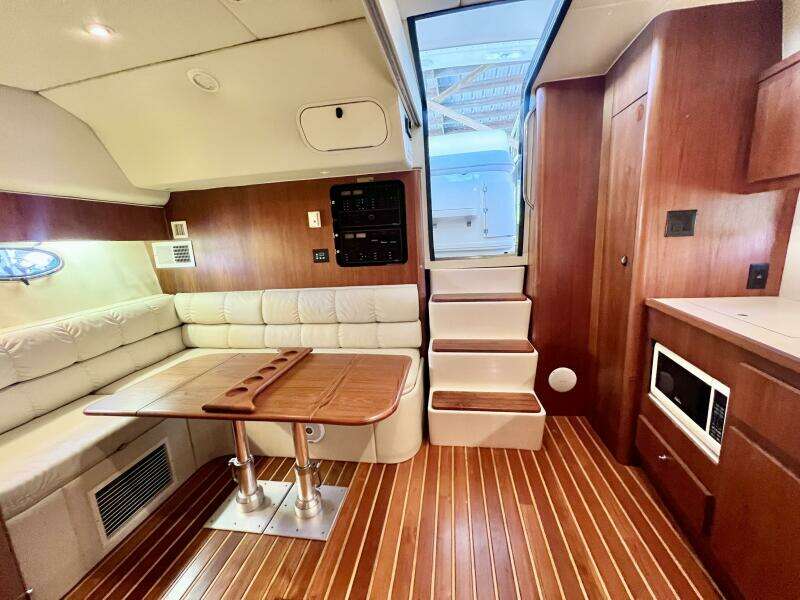 1998 Tiara Yachts 3500 Express