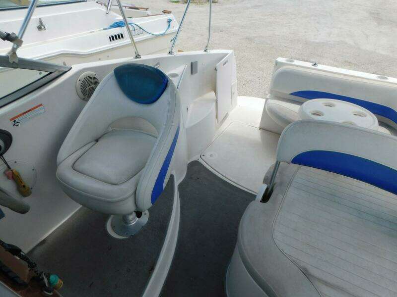 2007 Bayliner 265